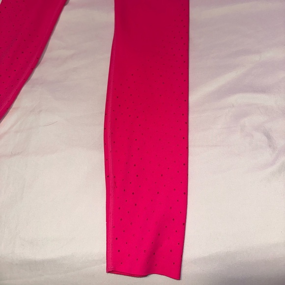 Buff Bunny leggings - Picture 2 of 3